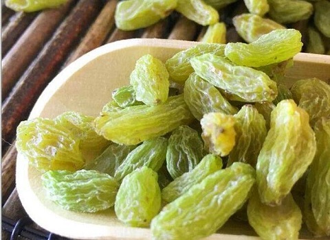 تصویر 1 از خرید کشمش سبز قلمی کاشمر + قیمت فروش استثنایی