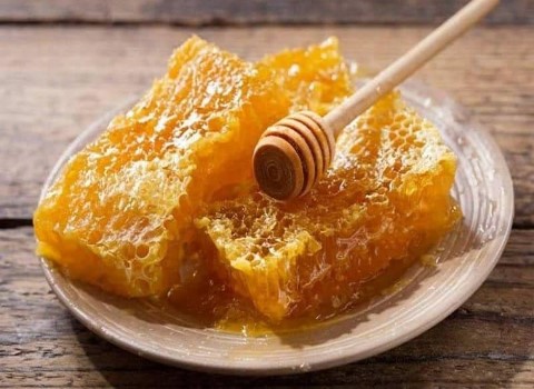 تصویر 4 از قیمت عسل طبیعی سبلان با موم + خرید باور نکردنی