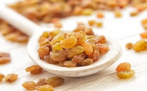 تصویر 2 از خرید کشمش طلایی ملایر + قیمت فروش استثنایی