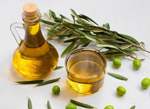 تصویر 4 از قیمت روغن زیتون اصل طارم + خرید باور نکردنی