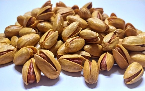 تصویر 1 از قیمت خرید پسته اکبری شور  + فروش ویژه