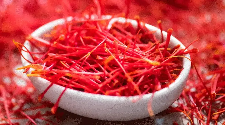 تصویر 3 از قیمت خرید زعفران رویال نگین + فروش ویژه