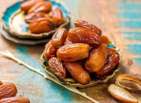 تصویر 3 از قیمت خرید خرما هلیله ای بم با فروش عمده