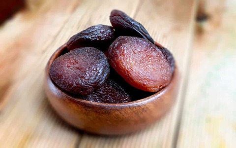 قیمت خرید قیسی الو سیاه + فروش ویژه