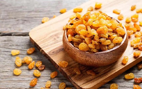 تصویر 1 از خرید کشمش طلایی قلمی + قیمت فروش استثنایی