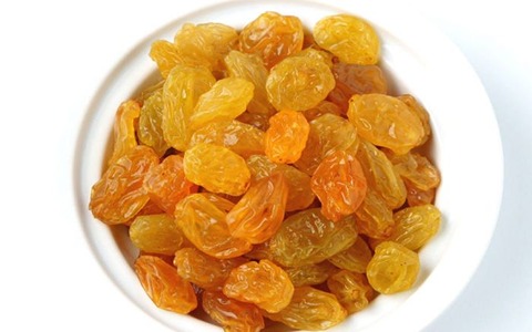 تصویر 2 از خرید کشمش تیزابی طلایی + قیمت فروش استثنایی