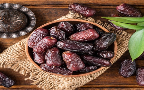تصویر 4 از قیمت خرما مضافتی بم با کیفیت ارزان + خرید عمده