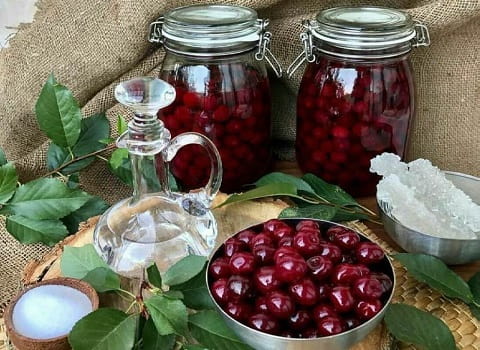 قیمت ترشی آلبالو ملس + خرید باورنکردنی