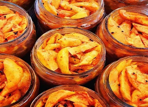 تصویر 3 از قیمت خرید ترشی آچار انبه + فروش ویژه