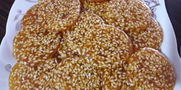 تصویر 2 از خرید پولکی کنجدی خانگی + قیمت فروش استثنایی