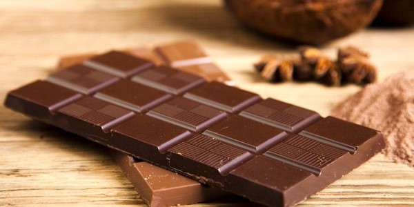 تصویر 2 از قیمت شکلات کاکائویی مغزدار + خرید باور نکردنی