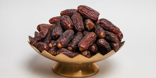 تصویر 4 از قیمت خرما پیارم درجه یک صادراتی + خرید باور نکردنی