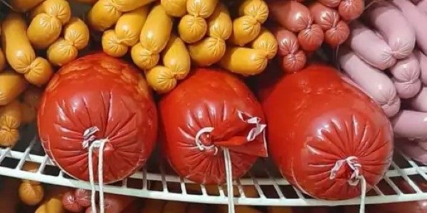 تصویر 3 از خرید سوسیس المانی ۶۰ درصد گوشت + قیمت فروش استثنایی