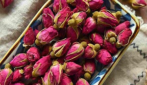 تصویر 2 از خرید و قیمت گل محمدی خشک کاشان + فروش صادراتی