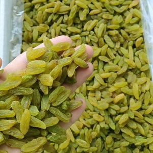 کشمش سبز ملایر مناسب مصرف سالم