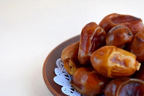 تصویر 4 از قیمت خرما مضافتی مرغوب با کیفیت ارزان + خرید عمده
