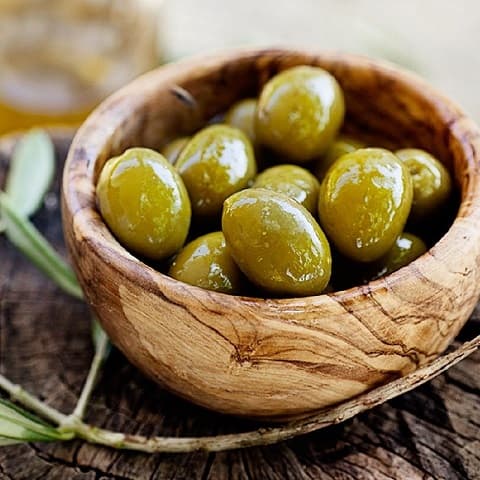 خرید و فروش زیتون دانه درشت با شرایط فوق العاده