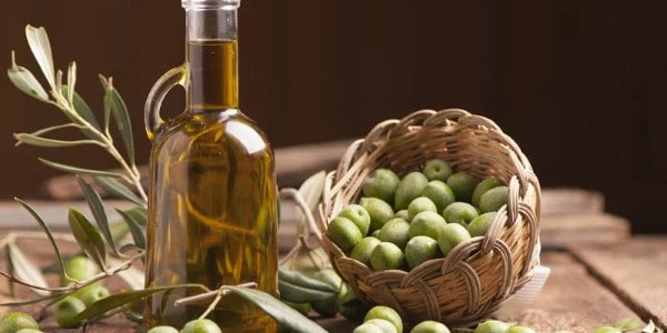 تصویر 1 از فروش روغن زیتون درجه یک رودبار + قیمت خرید به صرفه