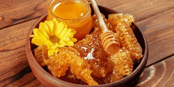 تصویر 1 از قیمت عسل طبیعی جنگلی + خرید باور نکردنی