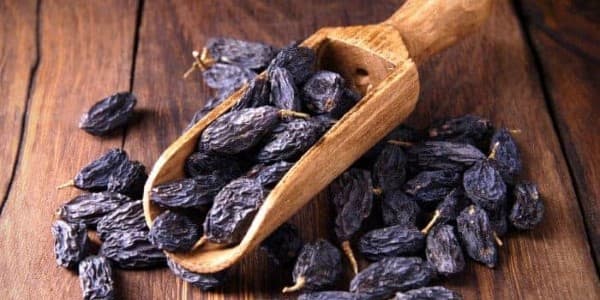 تصویر 5 از قیمت خرید کشمش سیاه خشک عمده به صرفه و ارزان