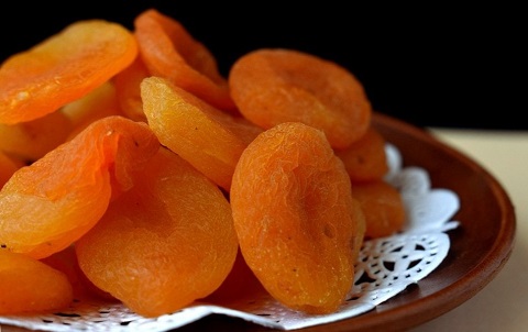 تصویر 2 از فروش آلو خشک خانگی اصفهان + قیمت خرید به صرفه
