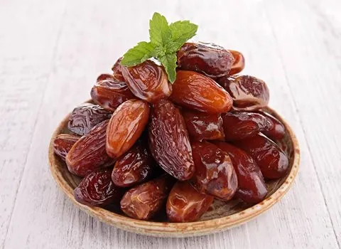 تصویر 5 از قیمت خرید خرما سیاه 1 کیلویی + فروش ویژه