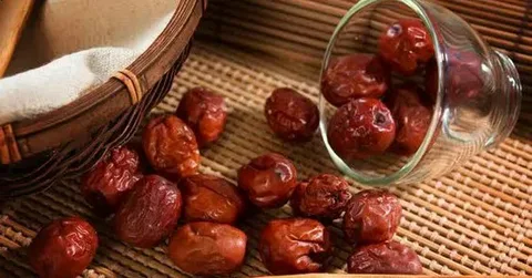 تصویر 5 از قیمت خرید عناب درشت درجه یک + فروش ویژه