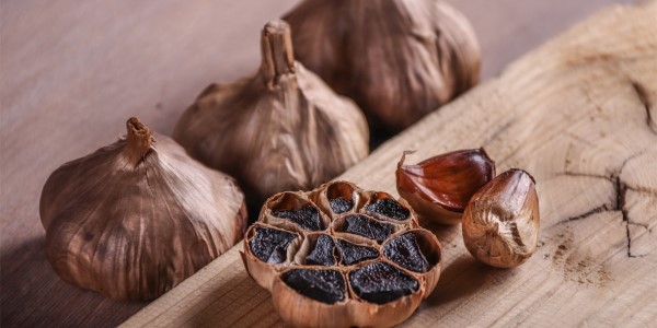 تصویر 2 از خرید سیر سیاه ستین + قیمت فروش استثنایی