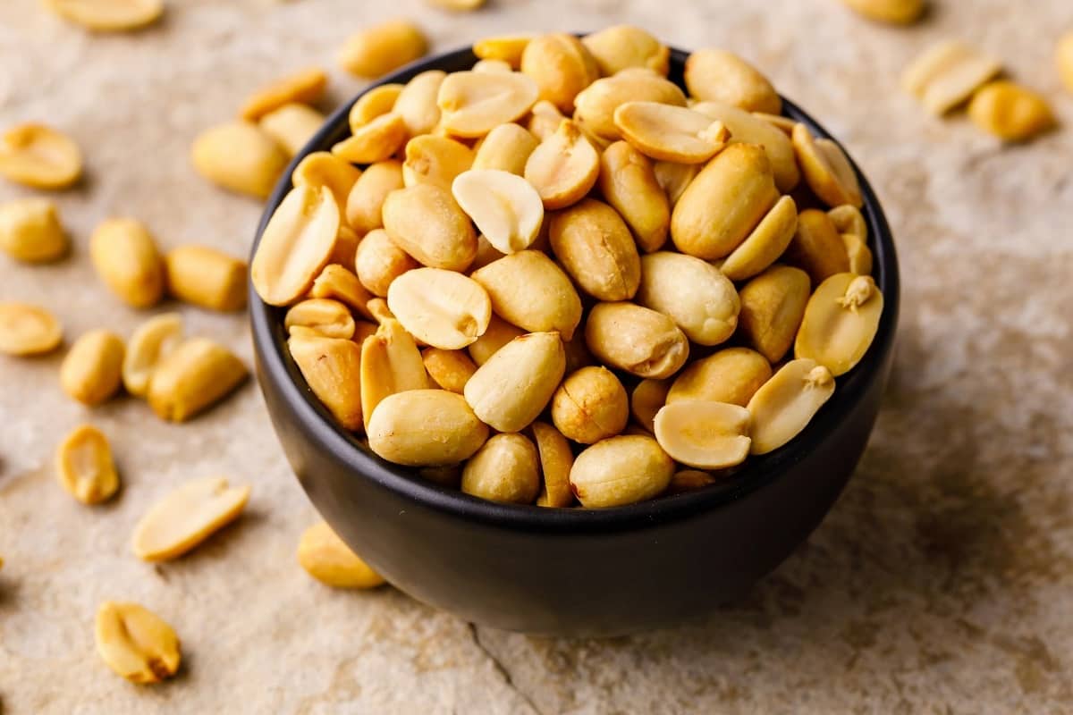 فروش بادام زمینی