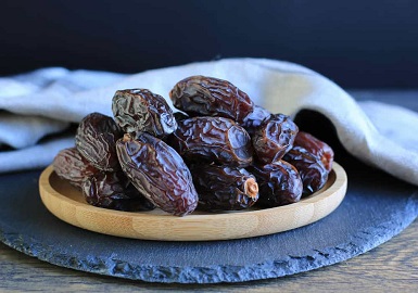 تصویر 2 از قیمت خرید خرما خشک سیاه + فروش ویژه