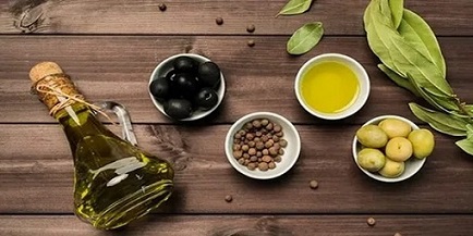 تصویر 2 از خرید و قیمت روغن زیتون رودبار + فروش صادراتی