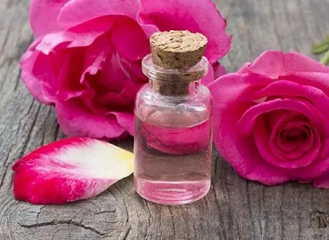 تصویر 1 از قیمت خرید اسانس گل محمدی خوراکی + فروش ویژه