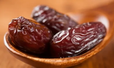 تصویر 4 از خرید و فروش خرما پیارم صادراتی جیرفت با شرایط فوق العاده