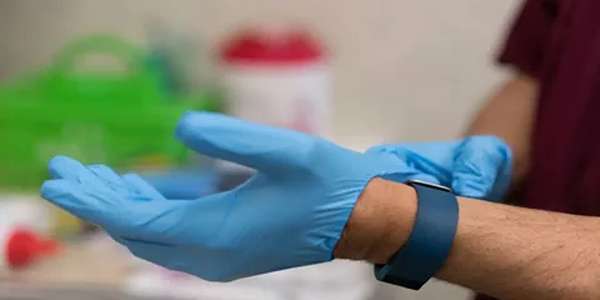 تصویر 4 از خرید دستکش یکبار مصرف پزشکی + قیمت فروش استثنایی