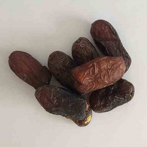 خرید خرما پیارم صادراتی + قیمت فروش استثنایی