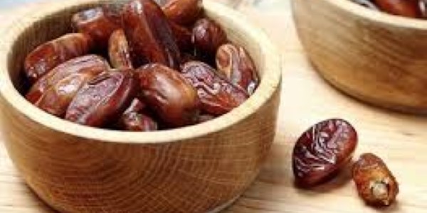 تصویر 5 از قیمت خرید خرمای کلوته کهنوج + فروش ویژه
