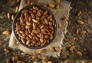 تصویر 1 از خرید بادام مامایی خام + قیمت فروش استثنایی