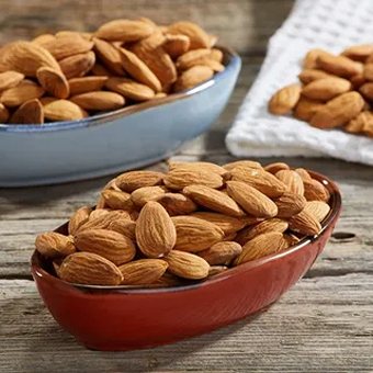 خرید مغز بادام مامایی + قیمت فروش استثنایی