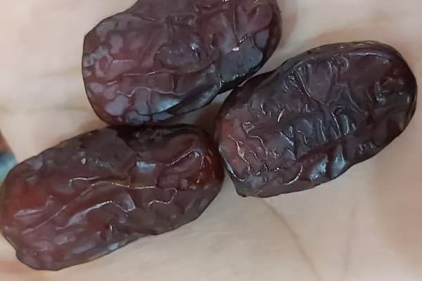 تصویر 3 از خرید خرمای درجه یک پیارم + قیمت فروش استثنایی