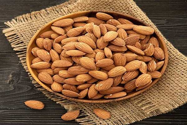 تصویر 5 از خرید و قیمت بادام درختی خام + فروش عمده
