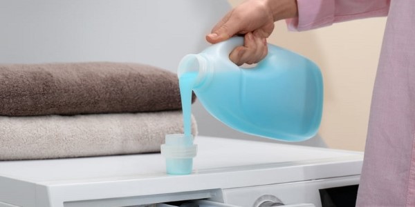 تصویر 4 از خرید مایع لباسشویی لباس های رنگی + قیمت فروش استثنایی