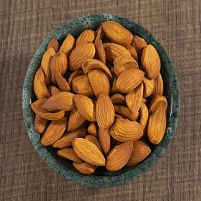 قیمت خرید بادام مامایی صادراتی + فروش ویژه