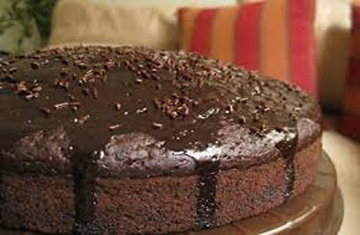 تصویر 3 از قیمت خرید کیک مغزدار شکلاتی + فروش ویژه