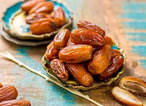 تصویر 5 از قیمت خرید خرما زاهدی خشک + فروش ویژه