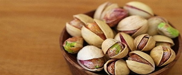 تصویر 2 از قیمت خرید پسته خام زعفرانی + فروش ویژه