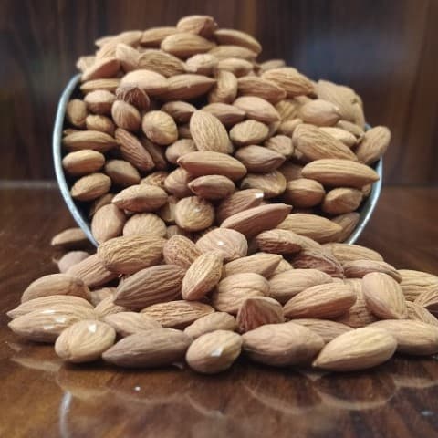 فروش و قیمت عمده مغز بادام ربیع