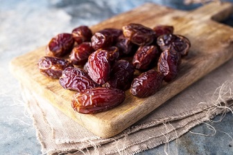 تصویر 5 از قیمت خرید خرما پیارم صادراتی  + فروش ویژه