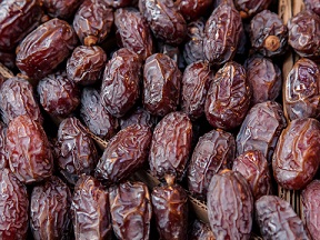 تصویر 1 از قیمت خرما پیارم هرمزگان + خرید باور نکردنی