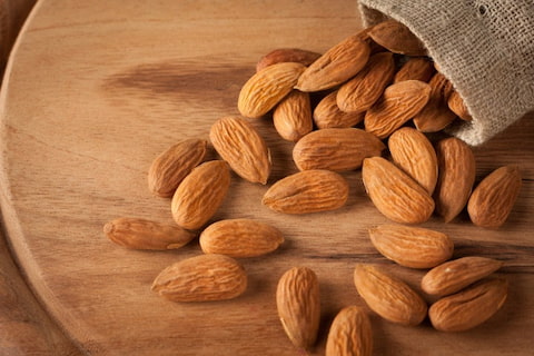 تصویر 3 از قیمت خرید مغز بادام مامایی + فروش ویژه