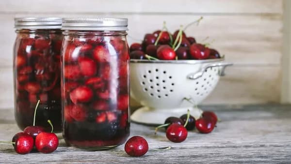 تصویر 4 از قیمت خرید کمپوت گیلاس داخل شیشه‌ عمده به صرفه و ارزان